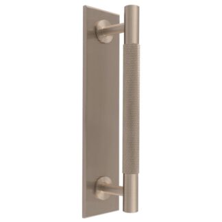 Carlisle Brass BP700CSN200SN Knurled Pull Handle On Backplate (LEAD TIME: 2-3 DAYS)