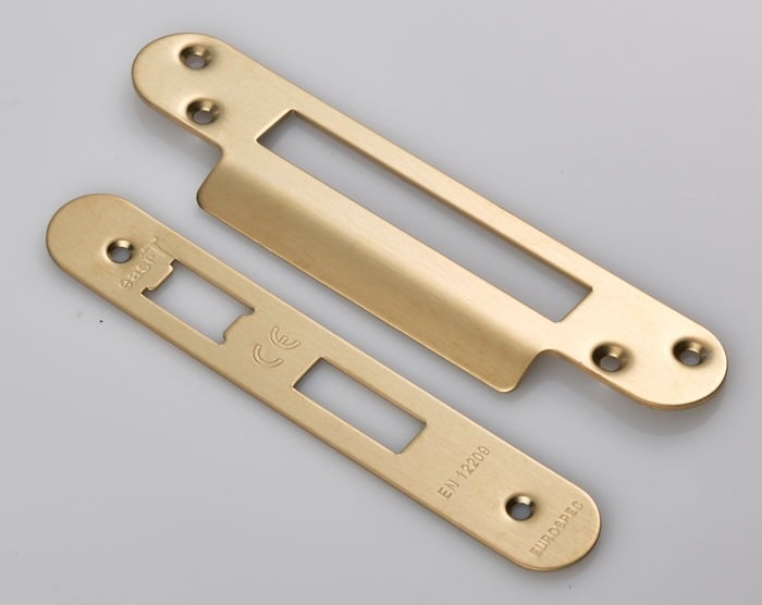 EuroSpec FSF5004SB/R Forend Strike & Fixing Pack to Suit Architectural Sashlocks (BAS/ESS/LSS/OSS) Radius (LEAD TIME: 2-3 DAYS)