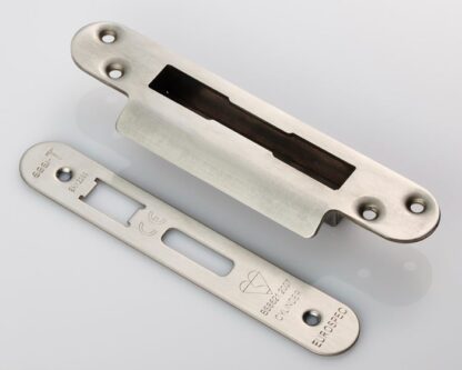 Eurospec FSF5030SSS/R Forend Strike & Fixing Pack To Suit BS8621 Cylinder Sashlock - Satin Stainless Steel Radius Forend (LEAD TIME: 2-3 DAYS)