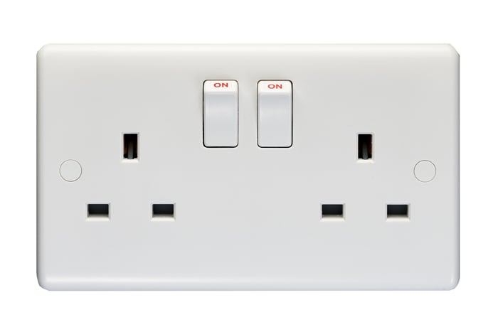 Eurolite PL4100 2-Gang Switched Socket Double Poled (LEAD TIME: 2-3 DAYS)